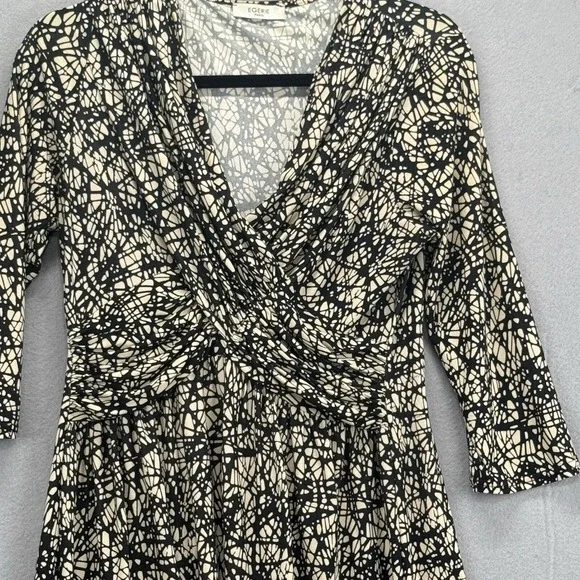 Egerie Paris Dress Womens Small Black Tan Crossover Slinky Knee Length ¾ Sleeve - Picture 5 of 12